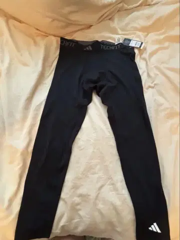 adidas TECHFIT 블랙 레깅스 스패츠 새상품 택 포함