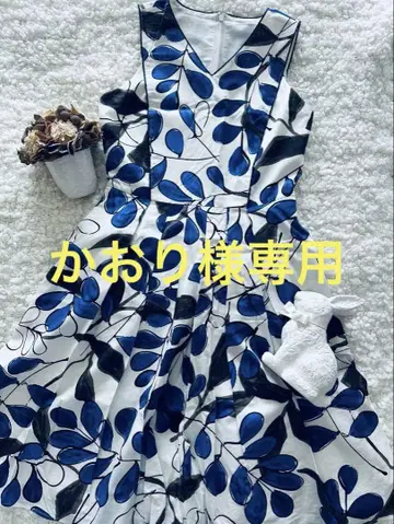 ANAYI 라인 플라워 프린트 V넥 원피스 36