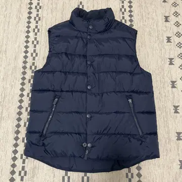Gap 네이비 다운 베스트