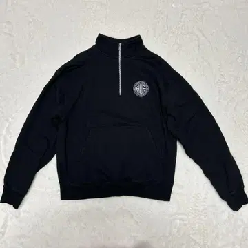 HUF 하프 지퍼 블랙