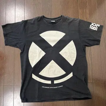 BOUNTY HUNTER 티셔츠