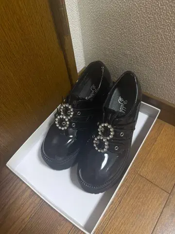 bubbles 더블 버클 통굽 슈즈 38 힐 9.5cm