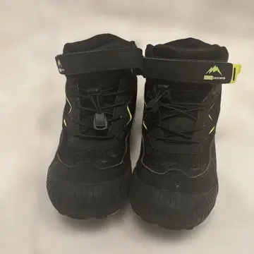 트레킹 슈즈 35 (22.5cm)