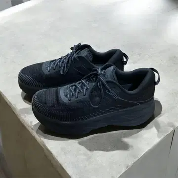 호카 오네오네 본다이 7 26.0 HOKA ONEONE BONDI 7