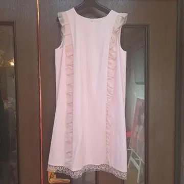 폴카 프릴 원피스