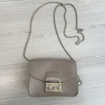 FURLA 메트로폴리스 숄더백