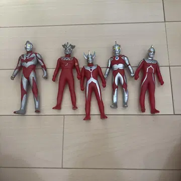 울트라맨 피규어 5체 세트