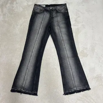 ZARA 블랙 플레어 데님
