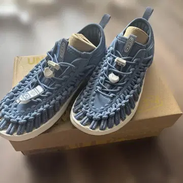 KEEN 킨 유니크 O3