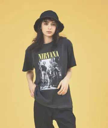 NIRVANA 너바나 Photo 티셔츠 밴드 티셔츠