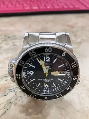 SEIKO 5 sports divers 수심 200m 세이코5 스포츠