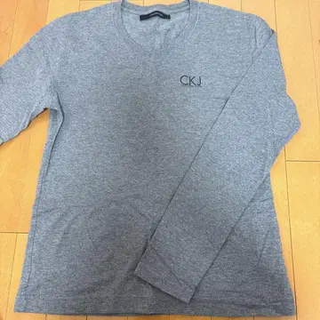캘빈클라인 남성용 긴팔 티셔츠 그레이