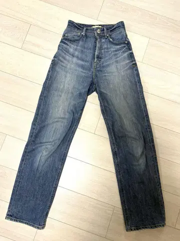 야누크 LEA 22인치