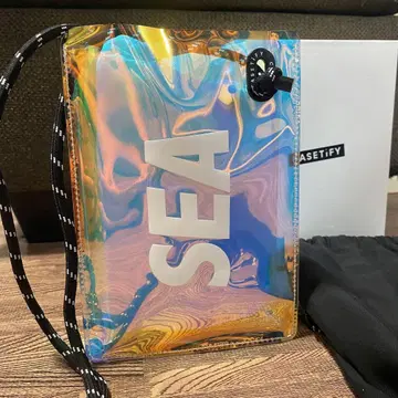 WIND AND SEA x Casetify PVC 숄더백 오로라
