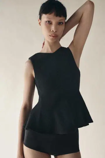 ZARA 구조 페플럼 상의 블랙 M