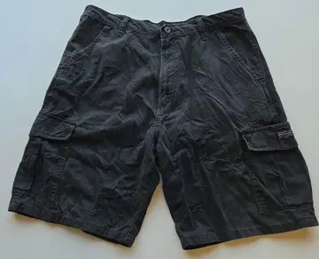 Wrangler 다크 그레이 카고 숏팬츠
