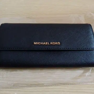 MICHAEL KORS 장지갑 새상품급