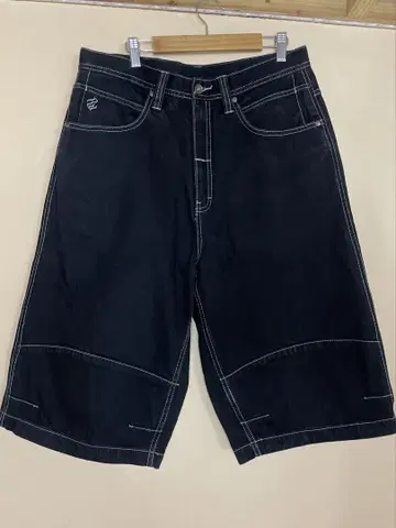 ROCA WEAR 블랙 숏팬츠 34