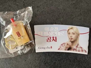 공차 필릭스 슬리브 키홀더 펄 밀크티 키링