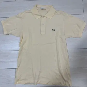 LACOSTE 크림색 피케 셔츠 사이즈 2