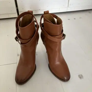 새상품급 랄프 로렌 브라운 가죽 하이힐 부츠