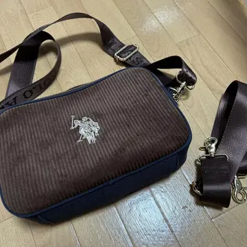 U.S. POLO ASSN. 숄더백 브라운
