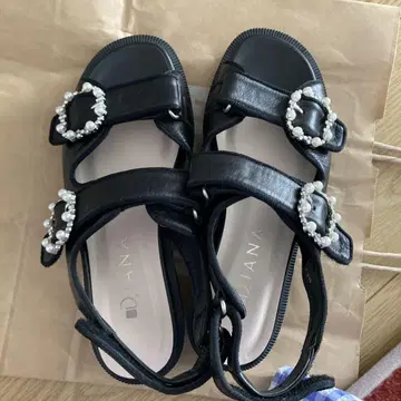 다이애나 샌들