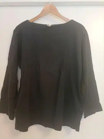 YAECA 보트넥 롱T STOCK