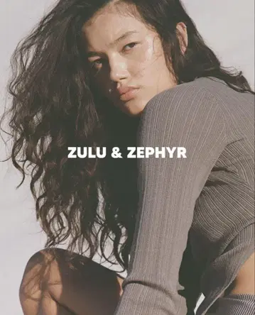 [새상품] Zulu & Zephyr 비대칭 상의 브라운
