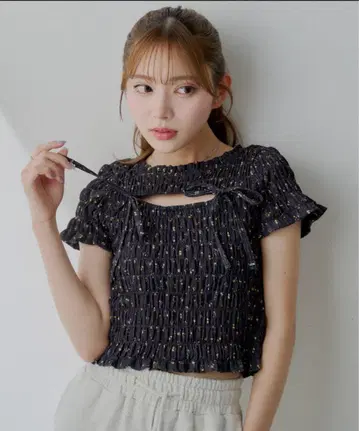 프론트 리본 볼레로 디자인 T