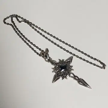 the Slayer 슬레이어 라비 PTS-8955 크로스 목걸이