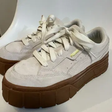 PUMA 스웨이드 스니커즈 24cm