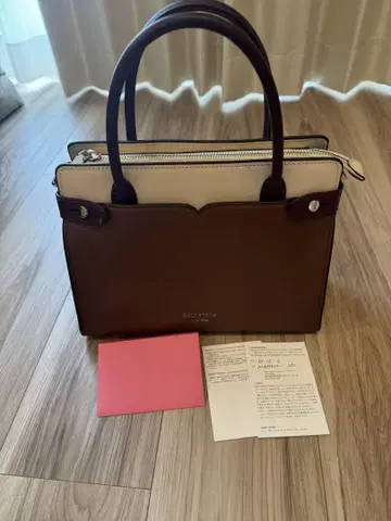 Kate Spade 가죽 핸드백 중간 사이즈