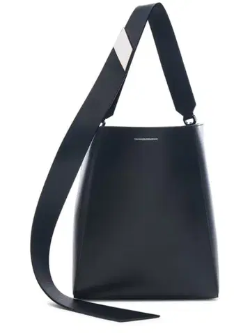 CALVIN KLEIN 205W39NYC 가죽 버킷 백 블랙