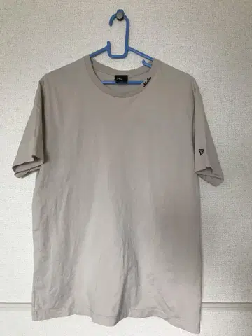 New Era 베이지 티셔츠 XL
