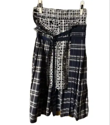 sacai 15ss 비대칭 플리츠 스커트