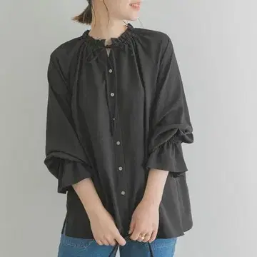 에프바이로쏘 성숙/러블리 넉넉한 개더 넥 리본 블라우스 블랙