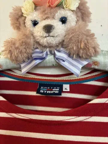 BRETON STRIPE 빨흰 스트라이프 상의 XL