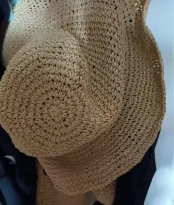 베이지 뜨개질 밀짚모자 새상품급
