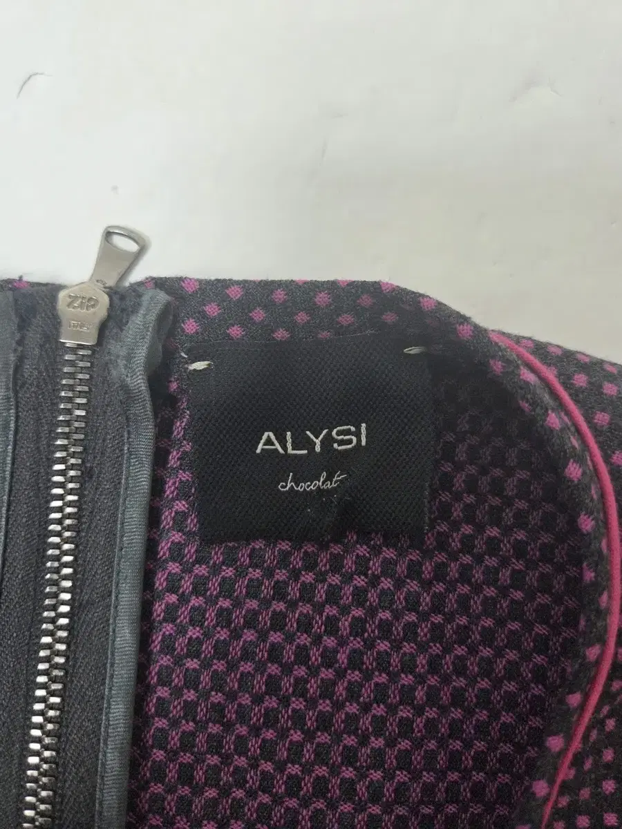 Product Details - 8