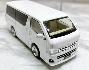 1:64 하이에이스 2010 MPV 화이트