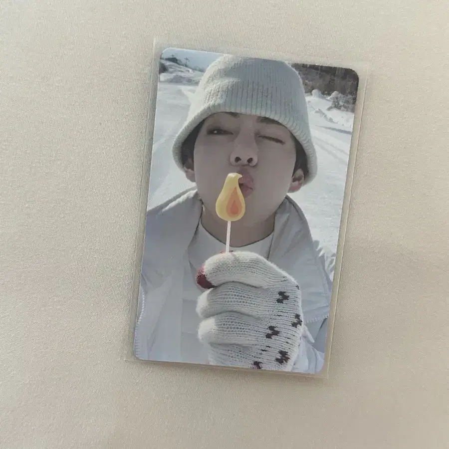 防弾少年団(BTS) -  bts winter package テヒョン トレカ v BTS V Taehyung WINTER PACKAGE 2021 Official Photocard Photo