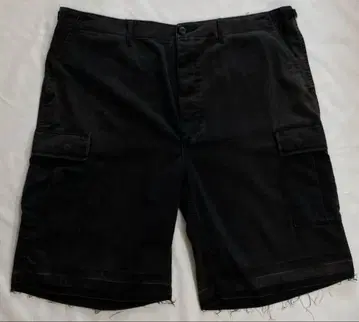 VINTAGE OVERSIZED CARGO SHORTS