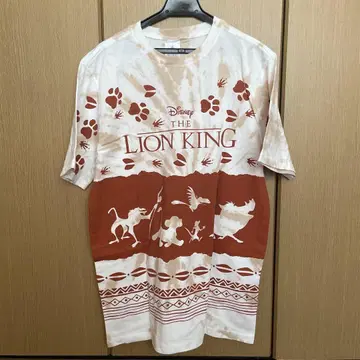 WDW 라이온 킹 티셔츠 L 사이즈