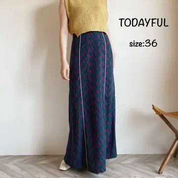 새상품급 TODAYFUL 지오메트릭 파이핑 스커트 롱 36