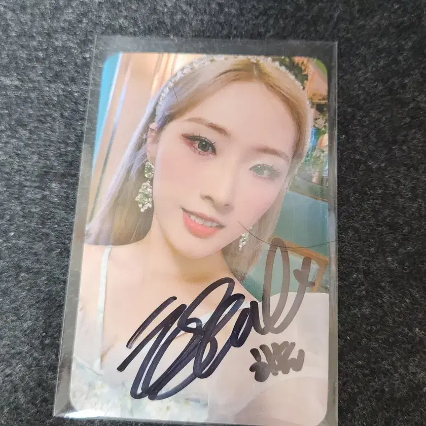 ARTMS ハスル フォトカードセット LOONA Haseul Haseul sign photocard Artms Loona on Bunjang Global Site.