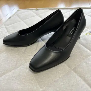 새상품 펌프스 힐 6cm