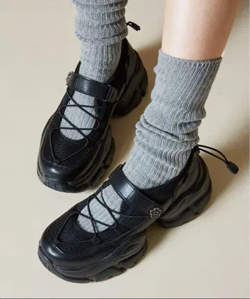 MARY QUANT x PUBLUX/크로스 코드 발레 스니커즈