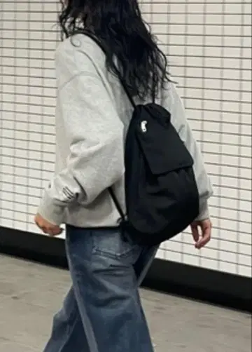 콜로니 2139 냅색