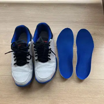 새상품급 YONEX 테니스화 파워 쿠션 205 24.5cm